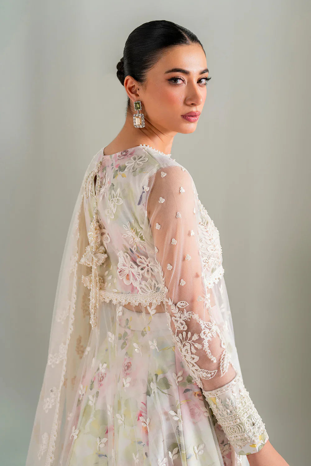 BAROQUE - EMBROIDERED NET UF-686