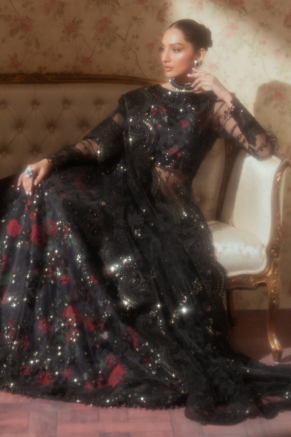 EMBROIDERED NET CH13-05