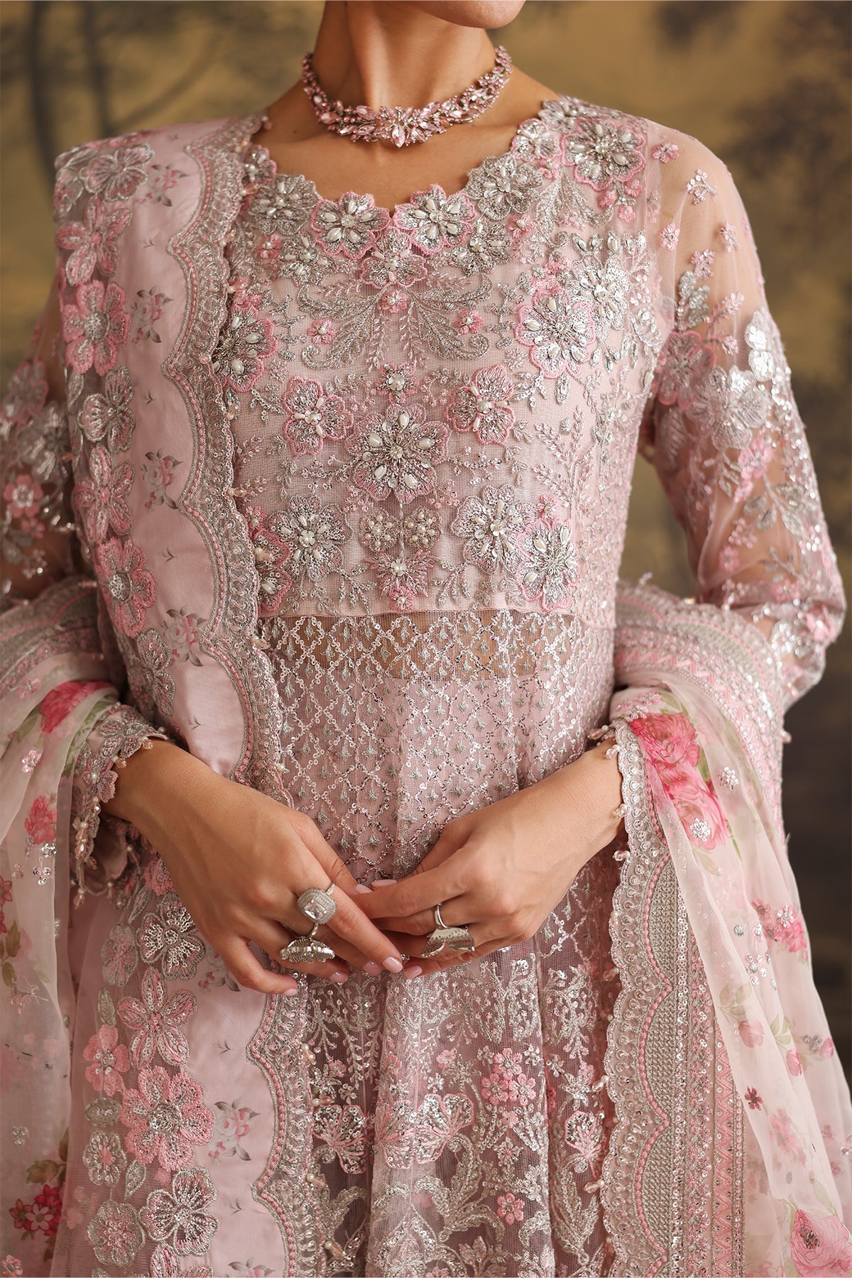 BAROQUE - EMBROIDERED NET SF-4380