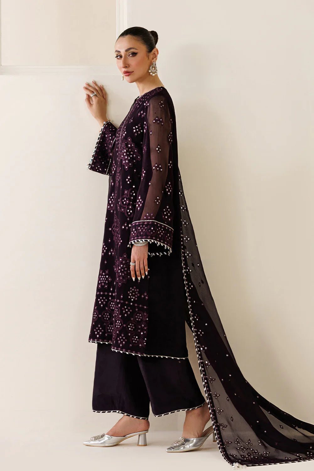 Jazmin - EMBROIDERED CHIFFON UC-3123