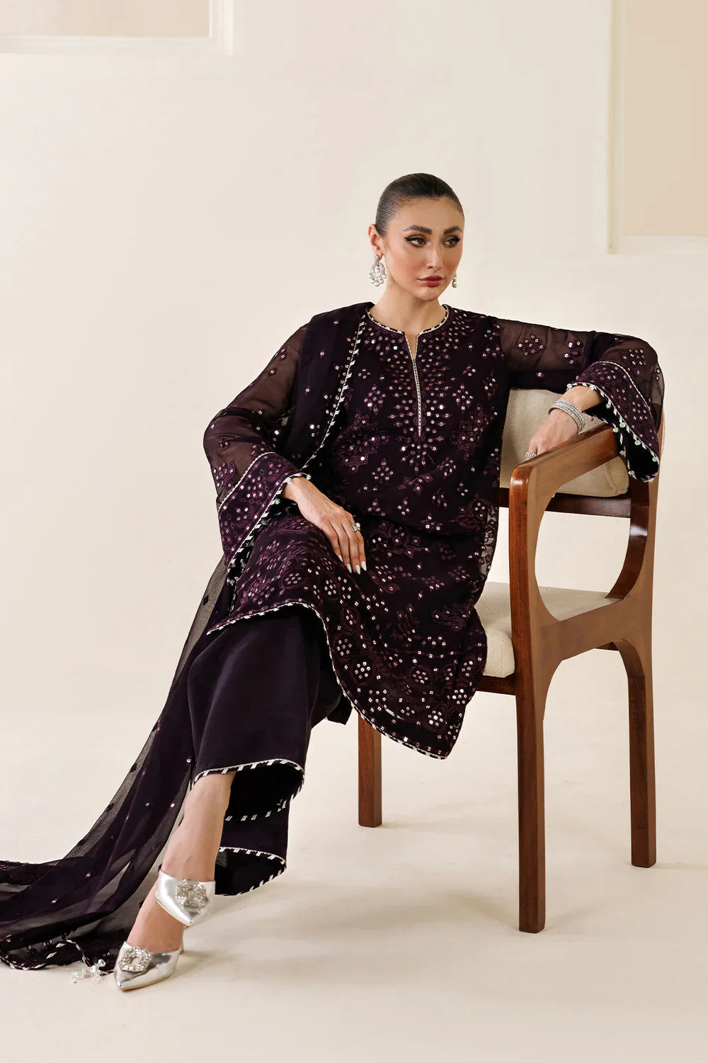 Jazmin - EMBROIDERED CHIFFON UC-3123