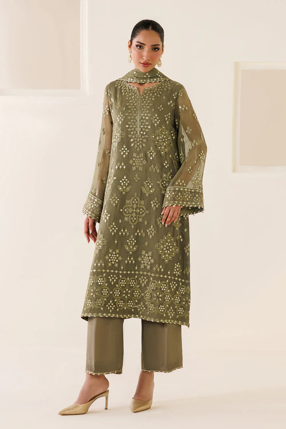 Jazmin - EMBROIDERED CHIFFON UC-3122