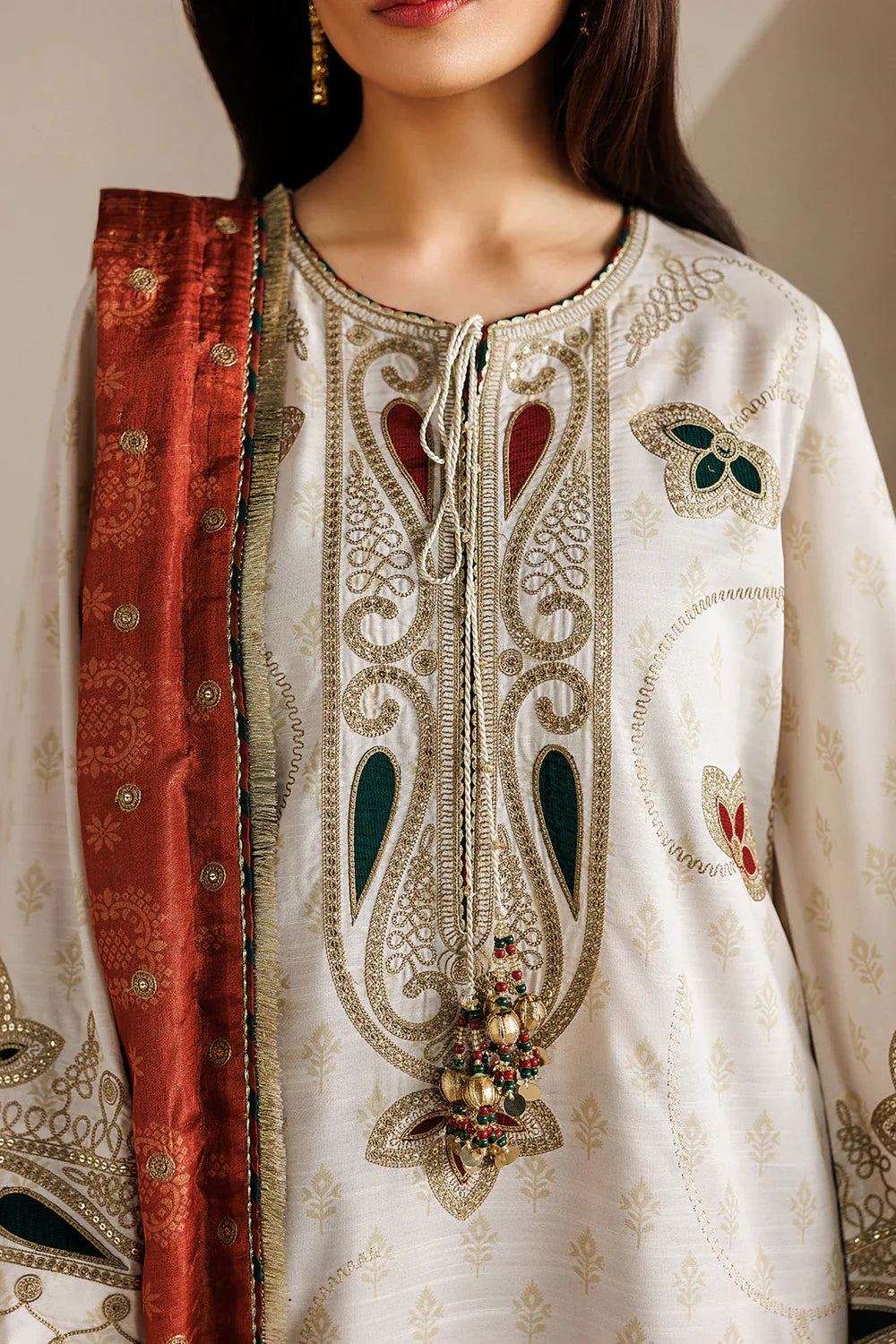 Jazmin - EMBROIDERED RAW SILK UR-7085