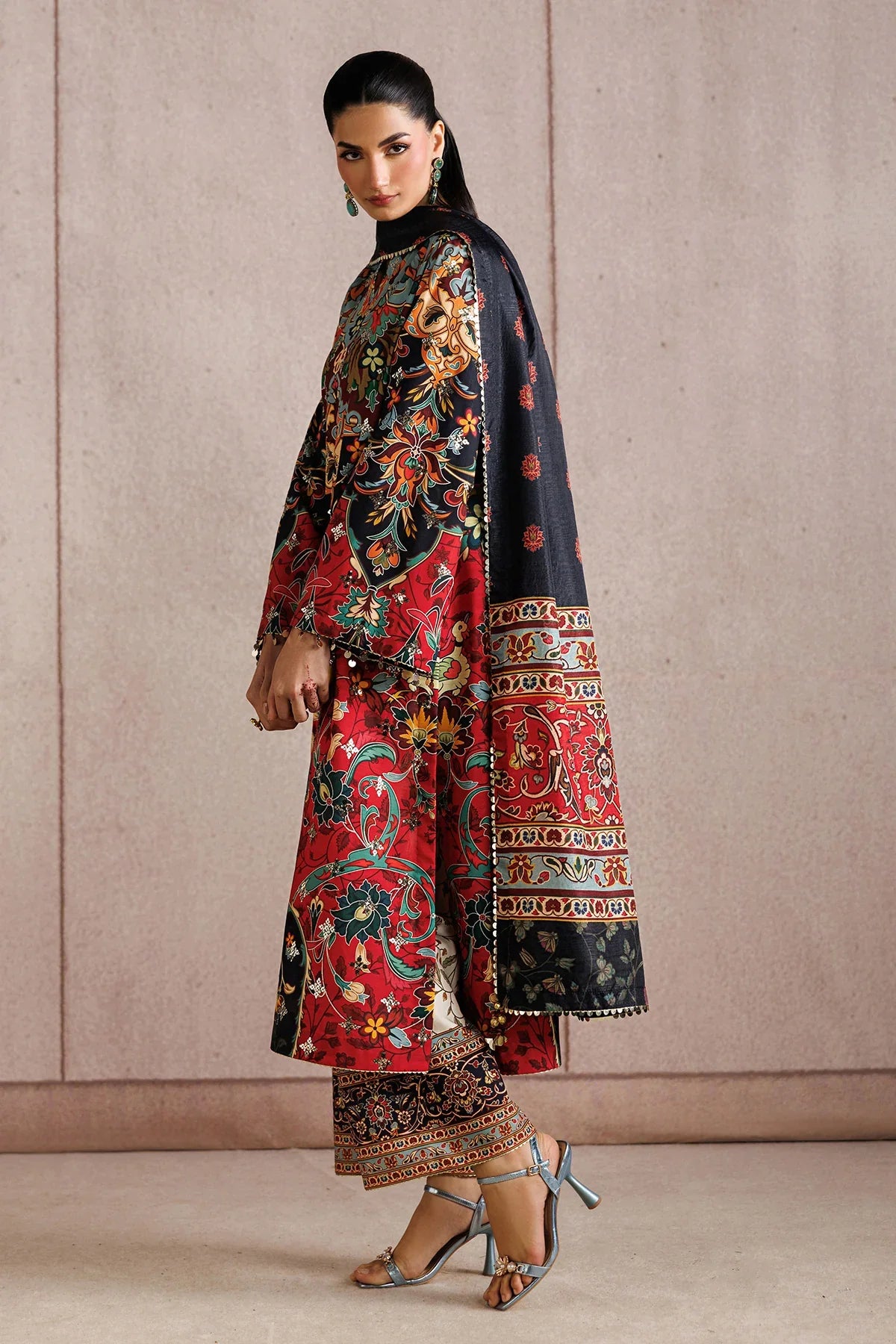 Jazmin - EMBROIDERED RAW SILK UR-7083