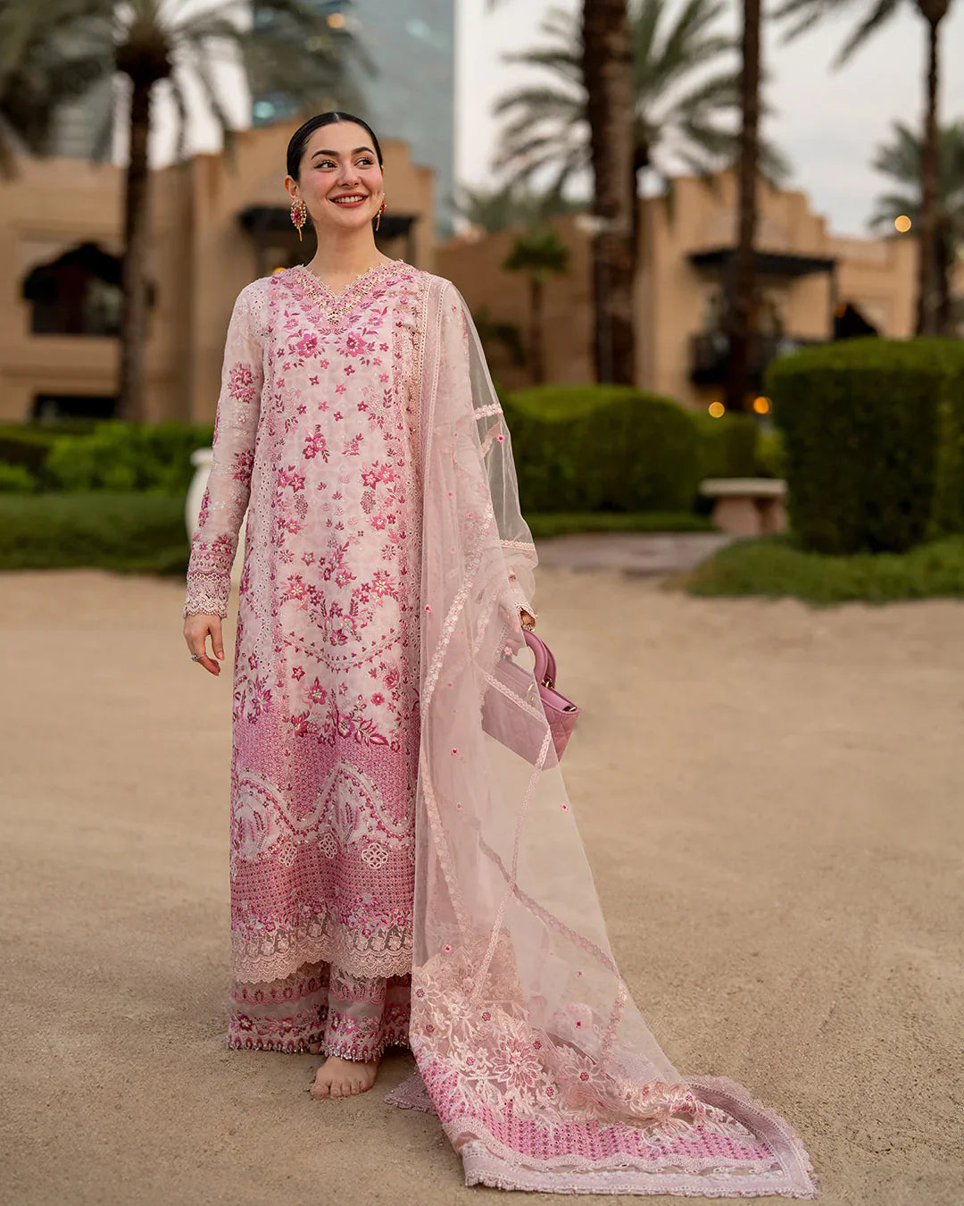 Faiza Saqlain- Lamija