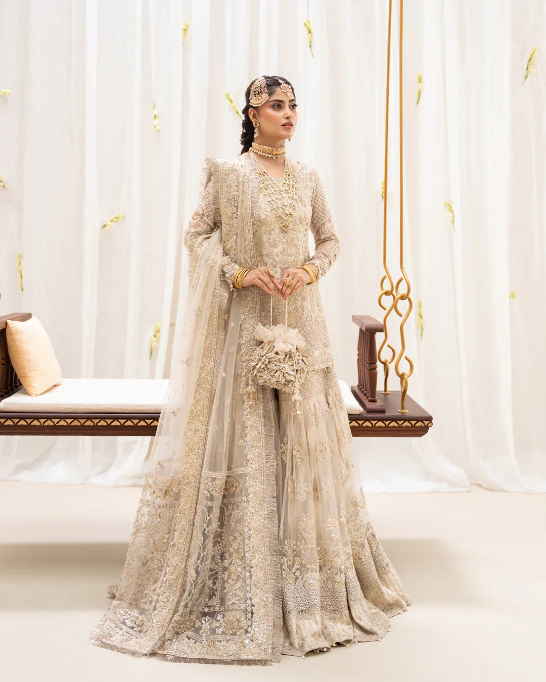 Faiza Saqlain- Safak