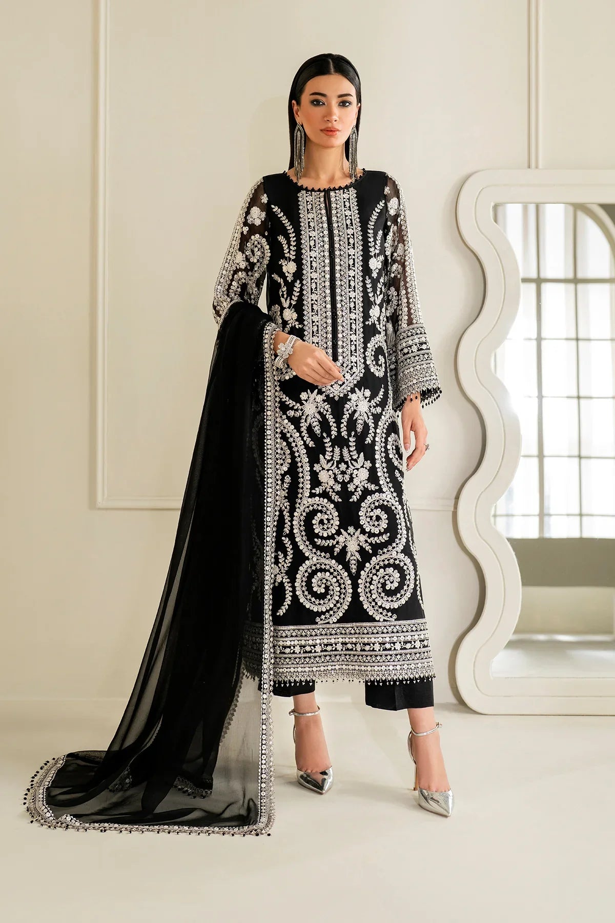 BAROQUE - EMBROIDERED CHIFFON UF-4158