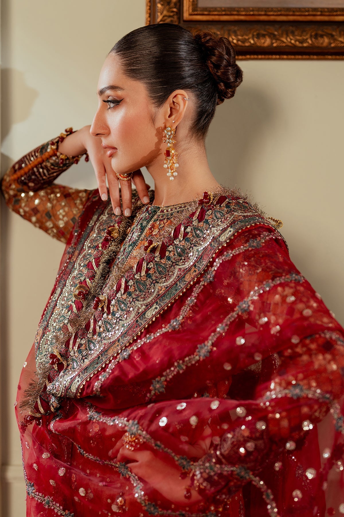 EMBROIDERED NET CH13-01