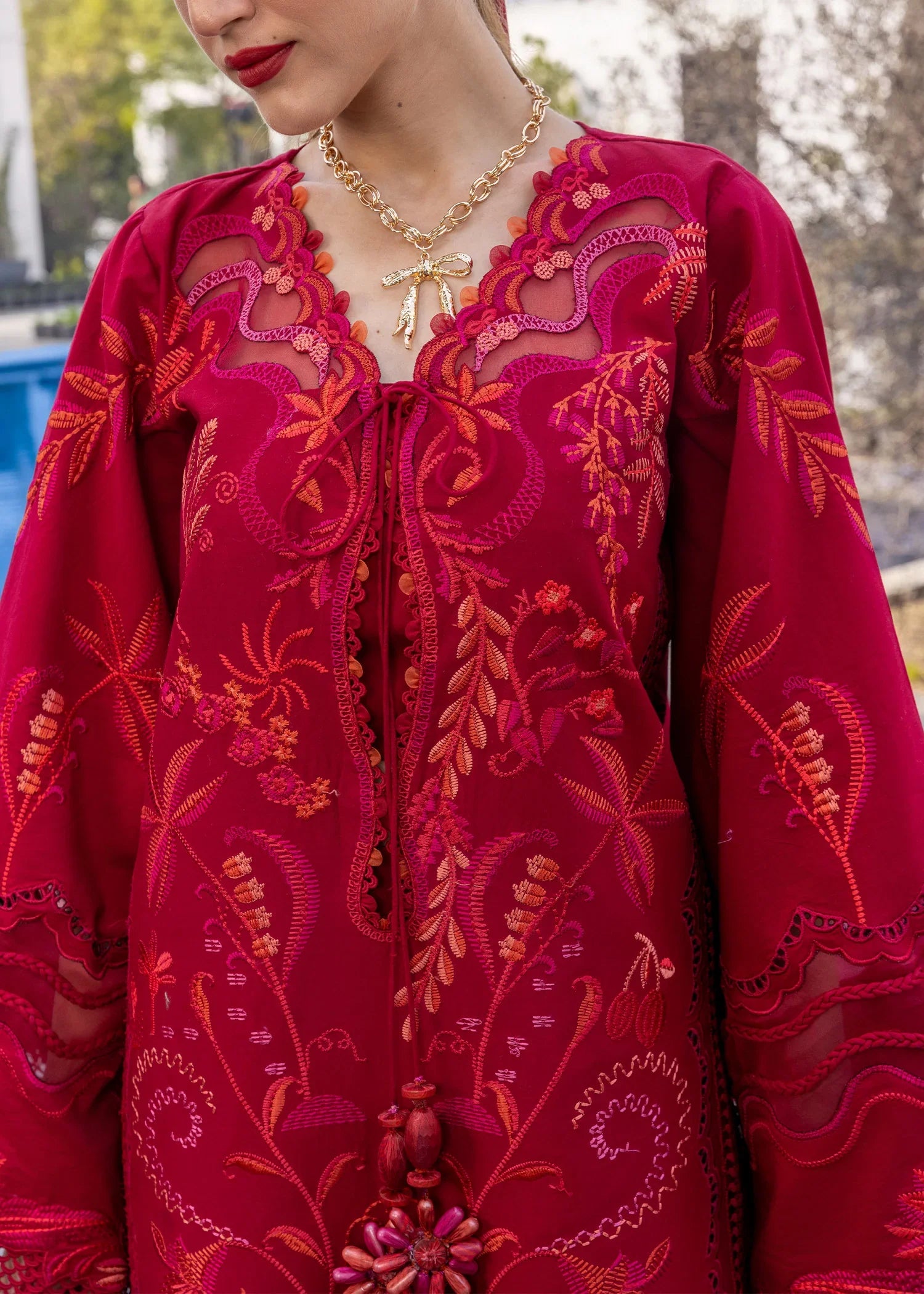 Crimson - BEAUTY IN BLOOM - D3A