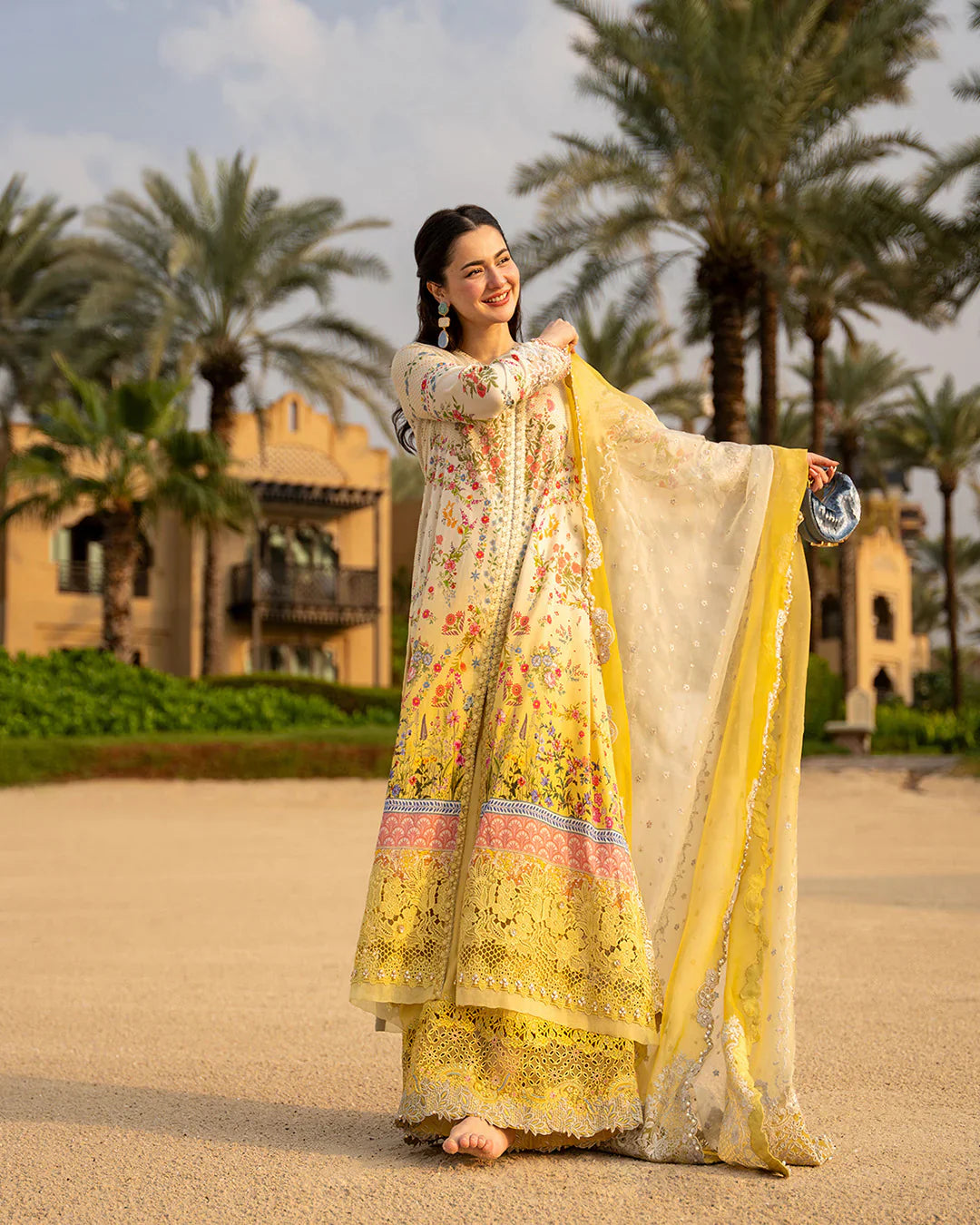 Faiza Saqlain- Arta