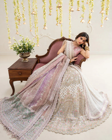 Faiza Saqlain- Suzan