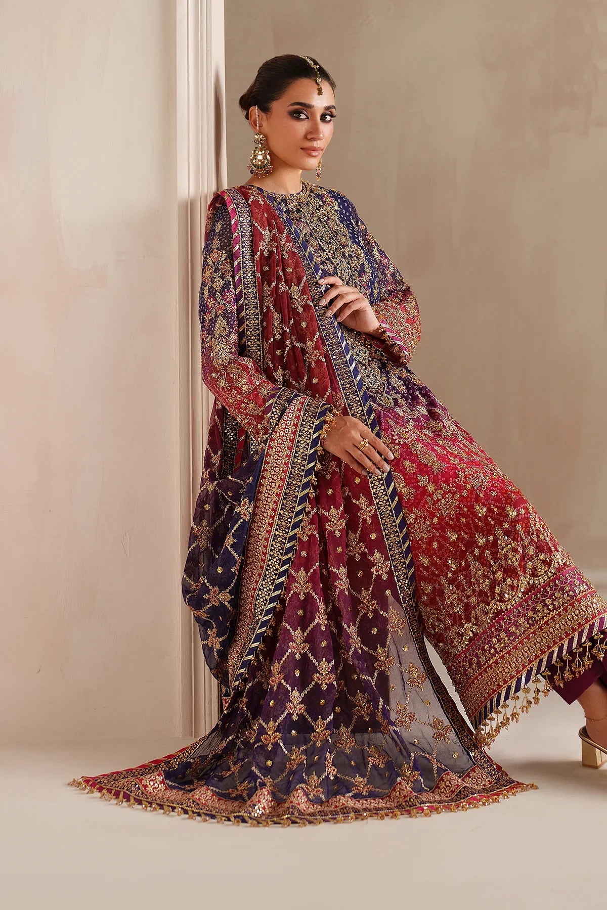 BAROQUE - EMBROIDERED CHIFFON SF-4369