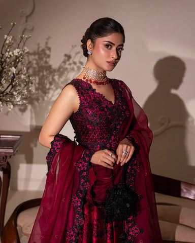 Faiza Saqlain- Havin