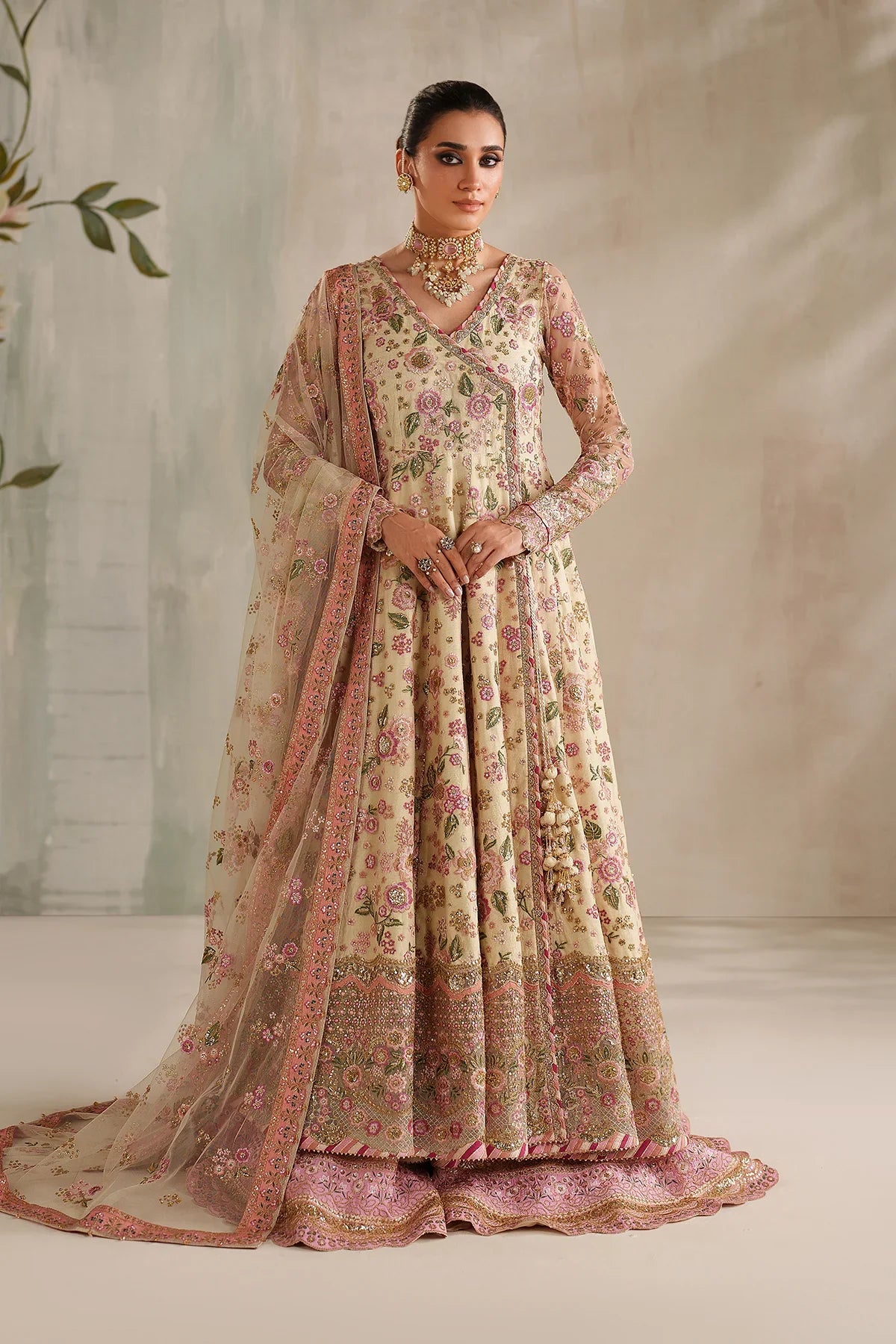 BAROQUE - EMBROIDERED NET UF-4371