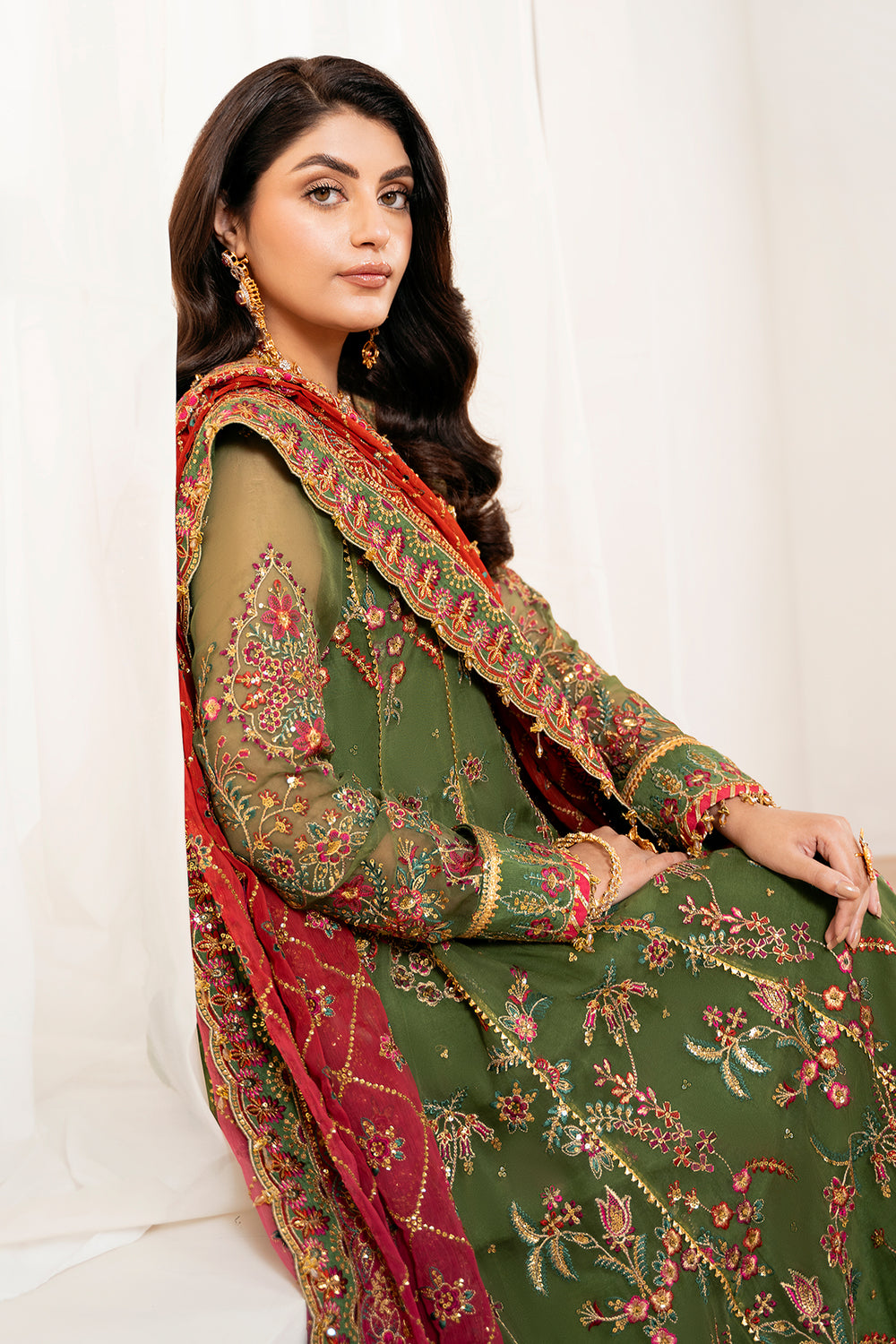 BAROQUE EMBROIDERED CHIFFON UF-4037
