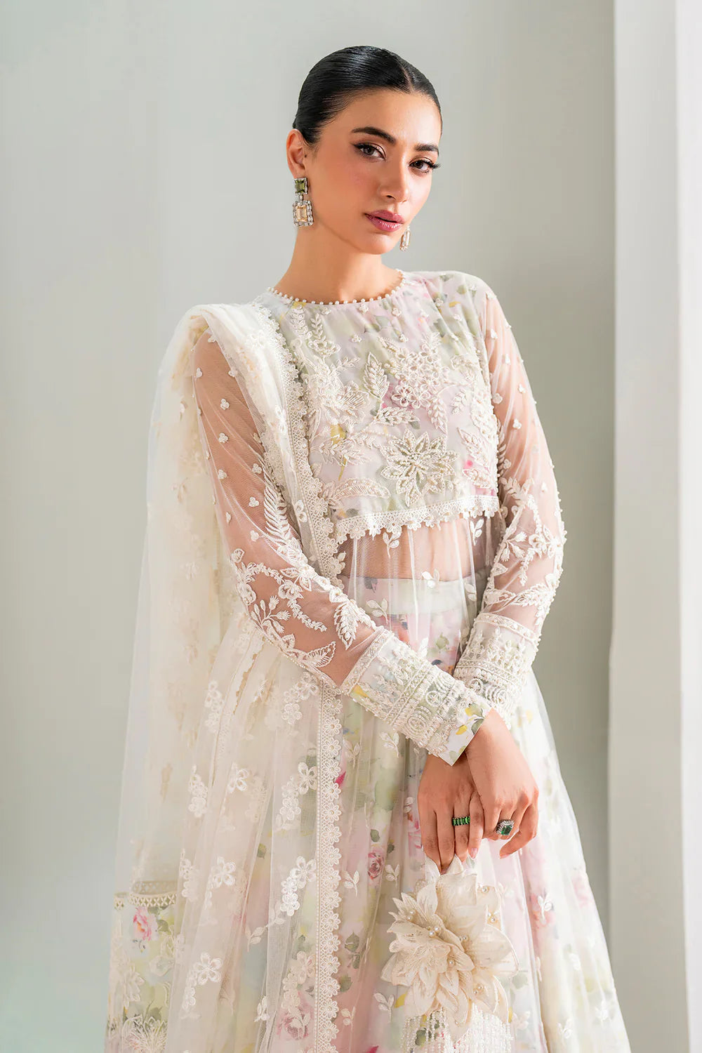BAROQUE - EMBROIDERED NET UF-686