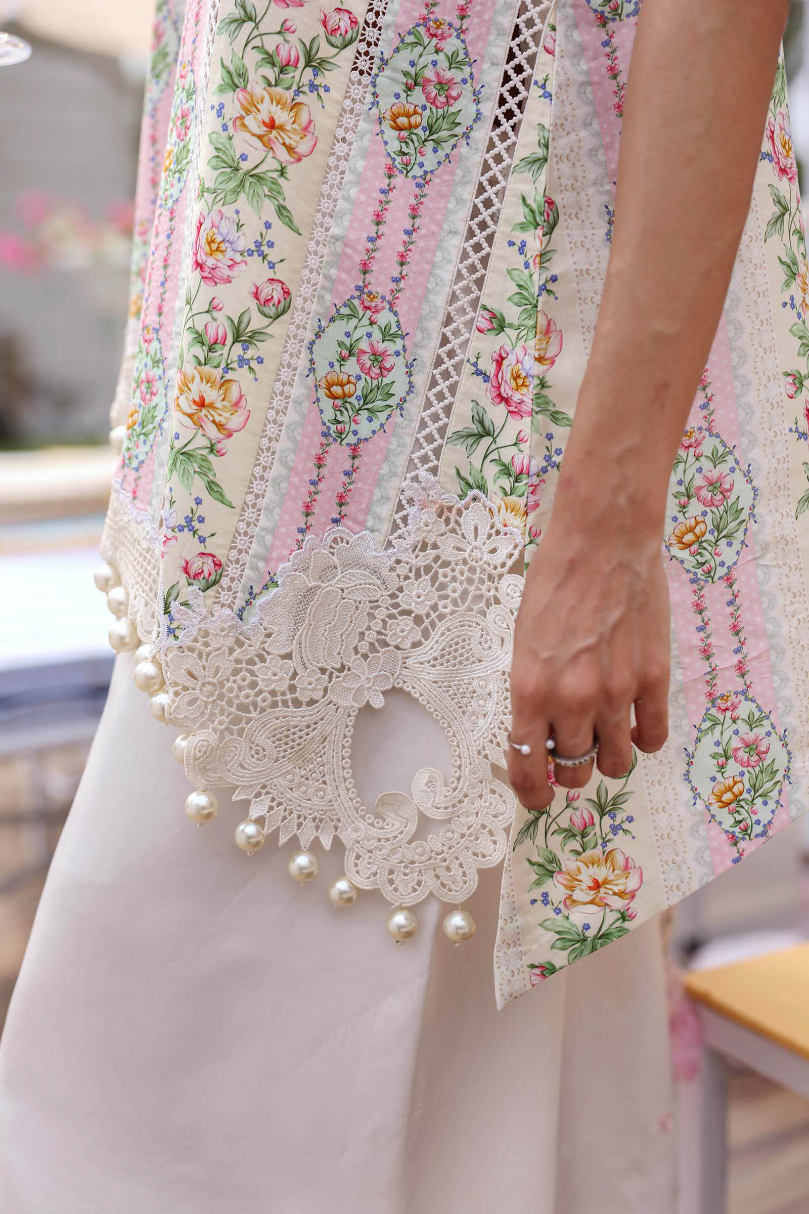 MARIA B - Embroidered Lawn Suit MPT-3010-A