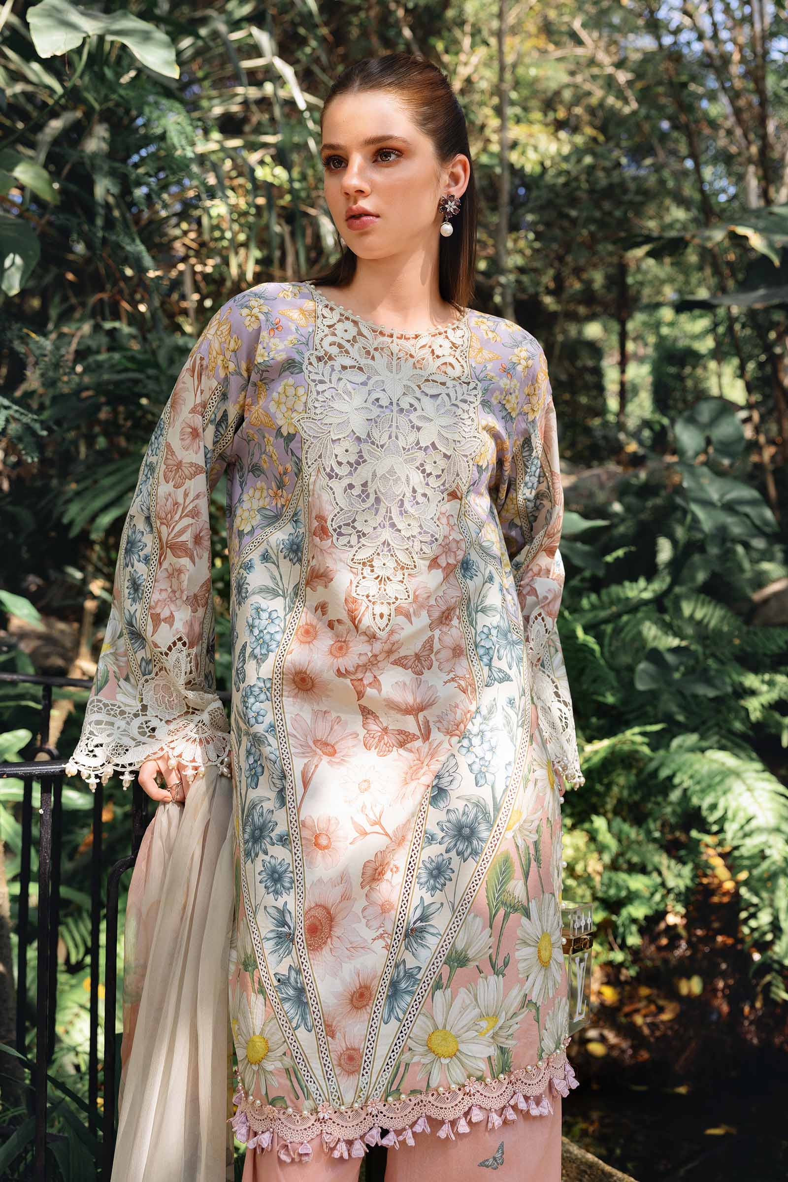 MARIA B - Embroidered Lawn Suit MPT-2910-B