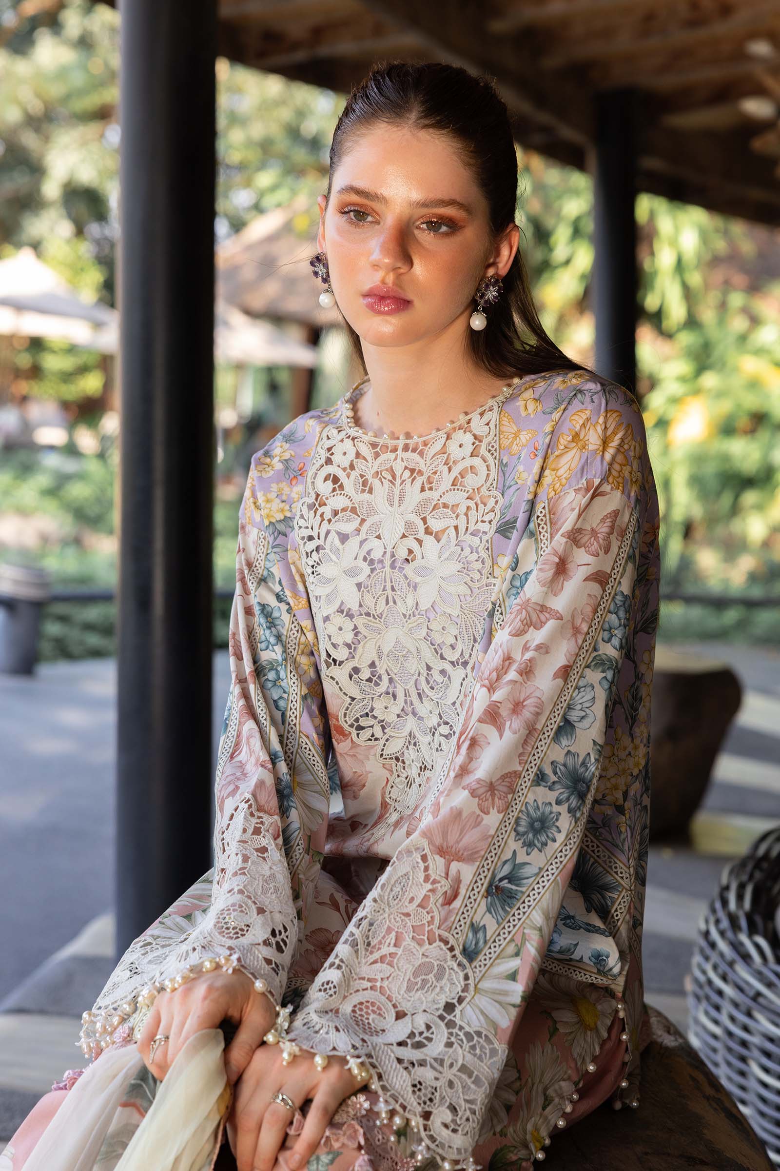 MARIA B - Embroidered Lawn Suit MPT-2910-B