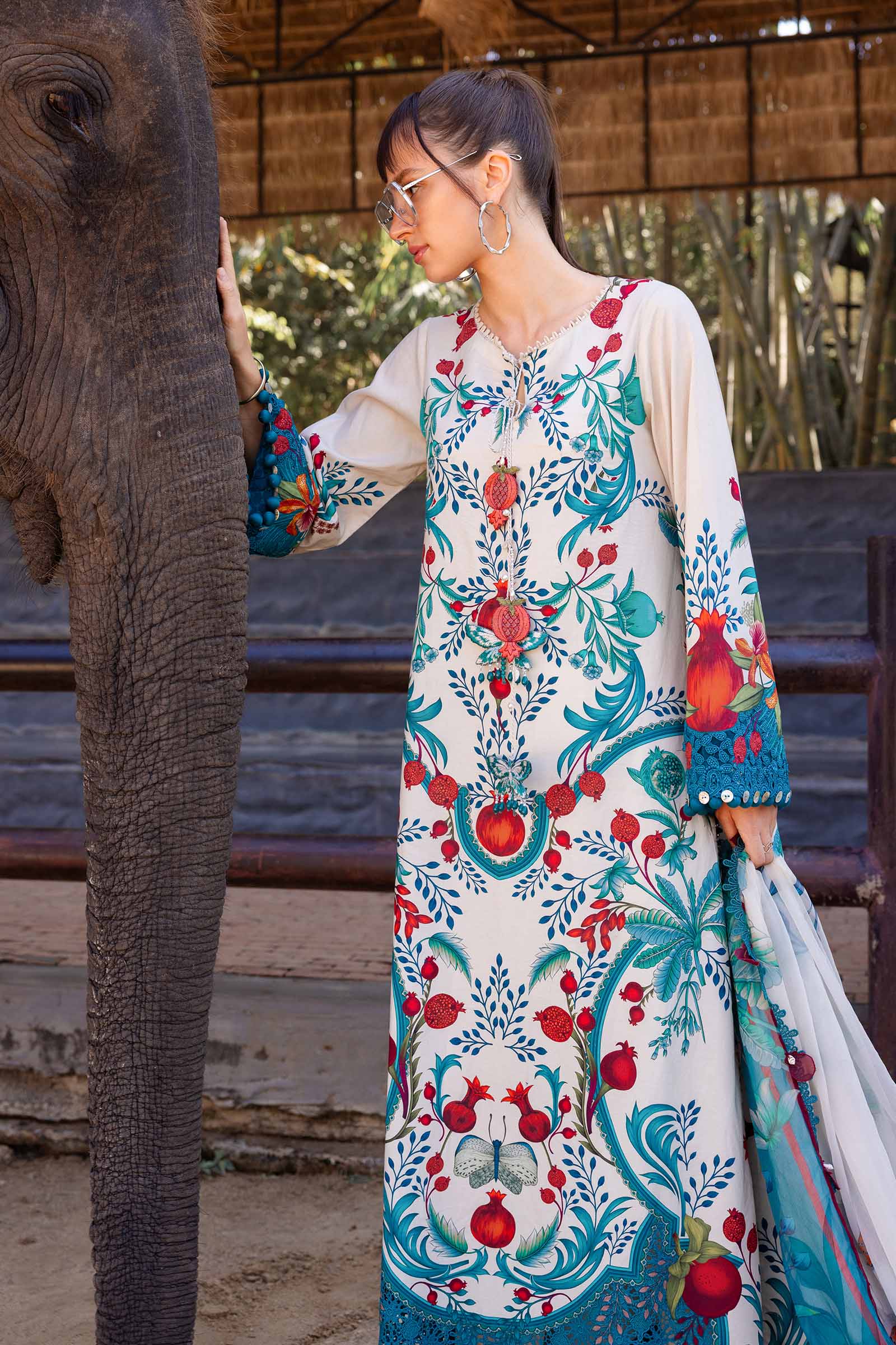 MARIA B - Embroidered Lawn Suit MPT-2912-A