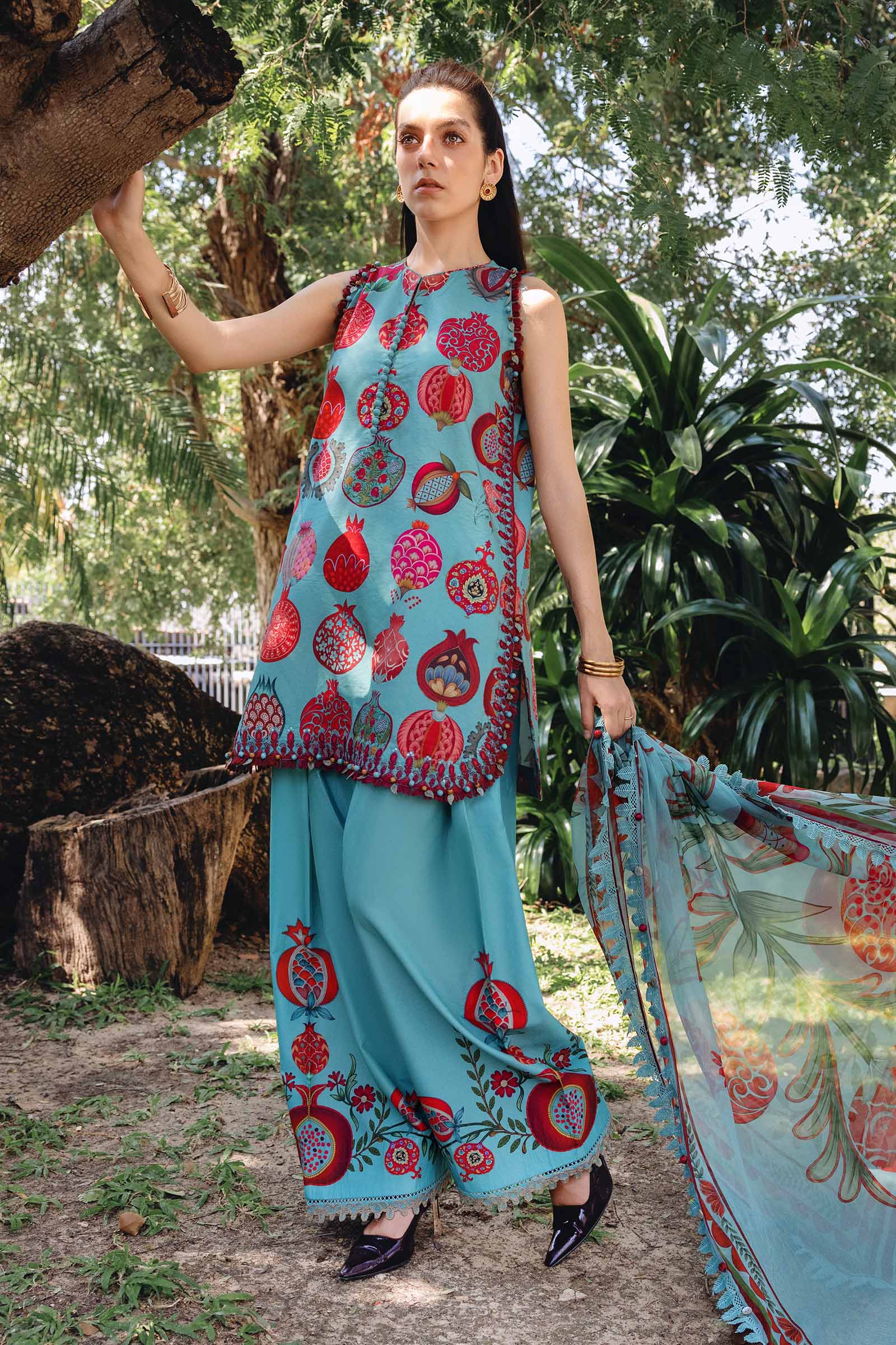 MARIA B - Embroidered Lawn Suit MPT-2903-B
