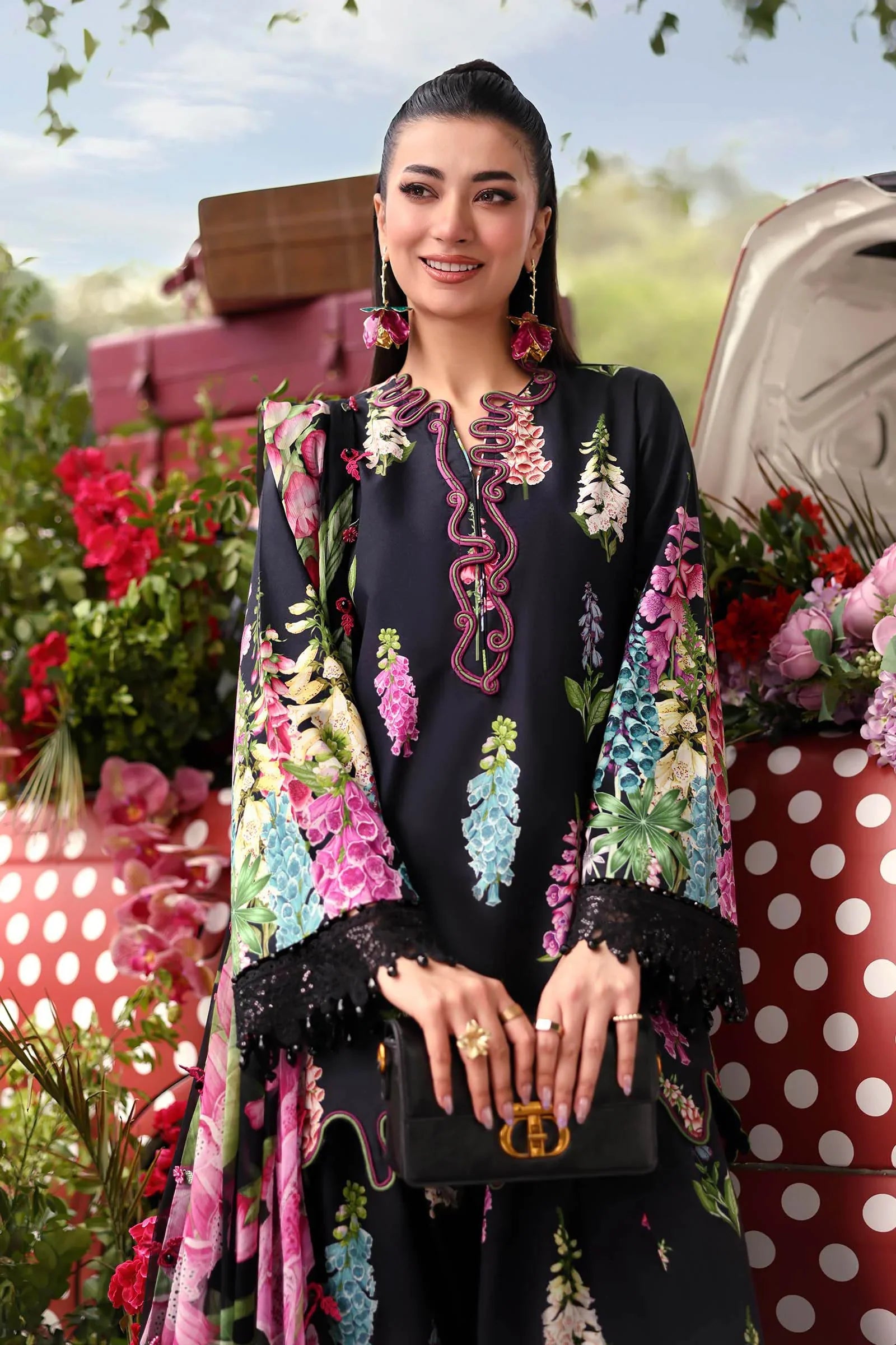 MARIA B - Embroidered Lawn Suit MPT-3005-B