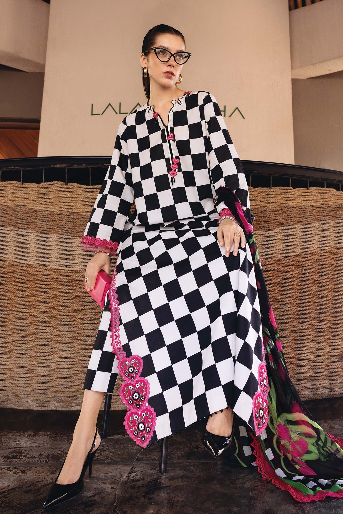 MARIA B - Embroidered Lawn Suit MPT-2906-B