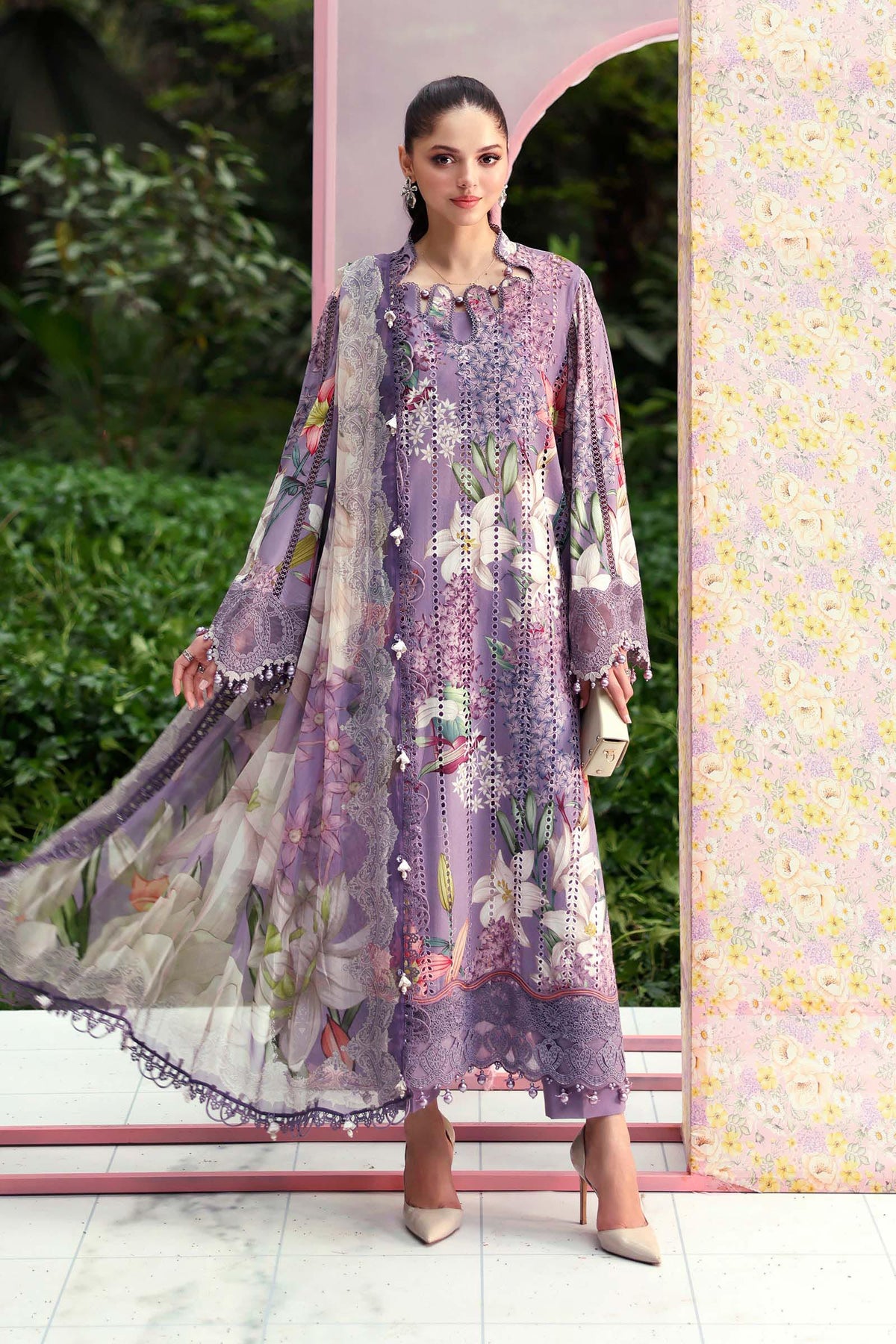 MARIA B - Embroidered Lawn Suit MPT-3006-B