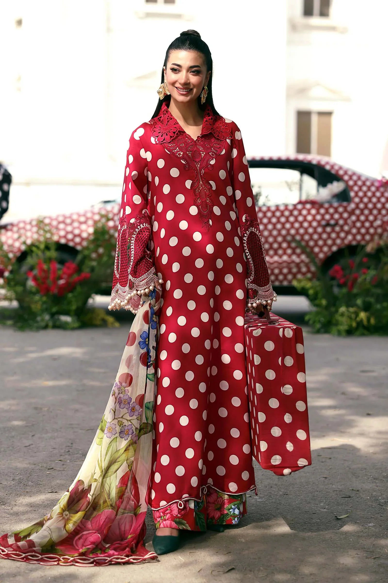 MARIA B - Embroidered Lawn Suit MPT-3008-B