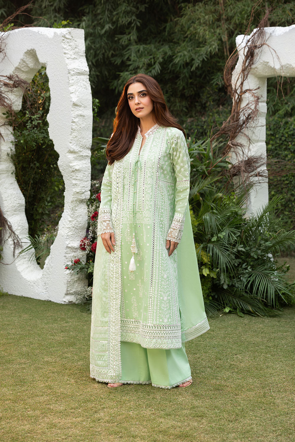 Design 7B Luxury Lawn 2025 L25-7B