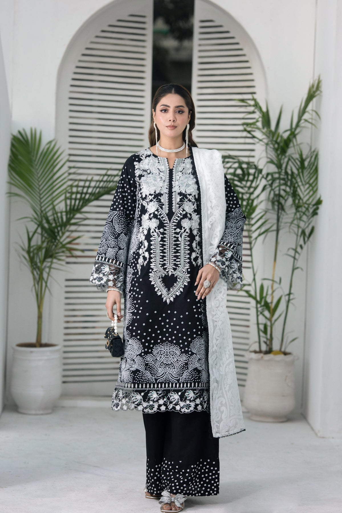 Heera's-3 piece Suit- White Black